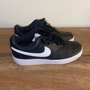 Nike Court Vision Low
